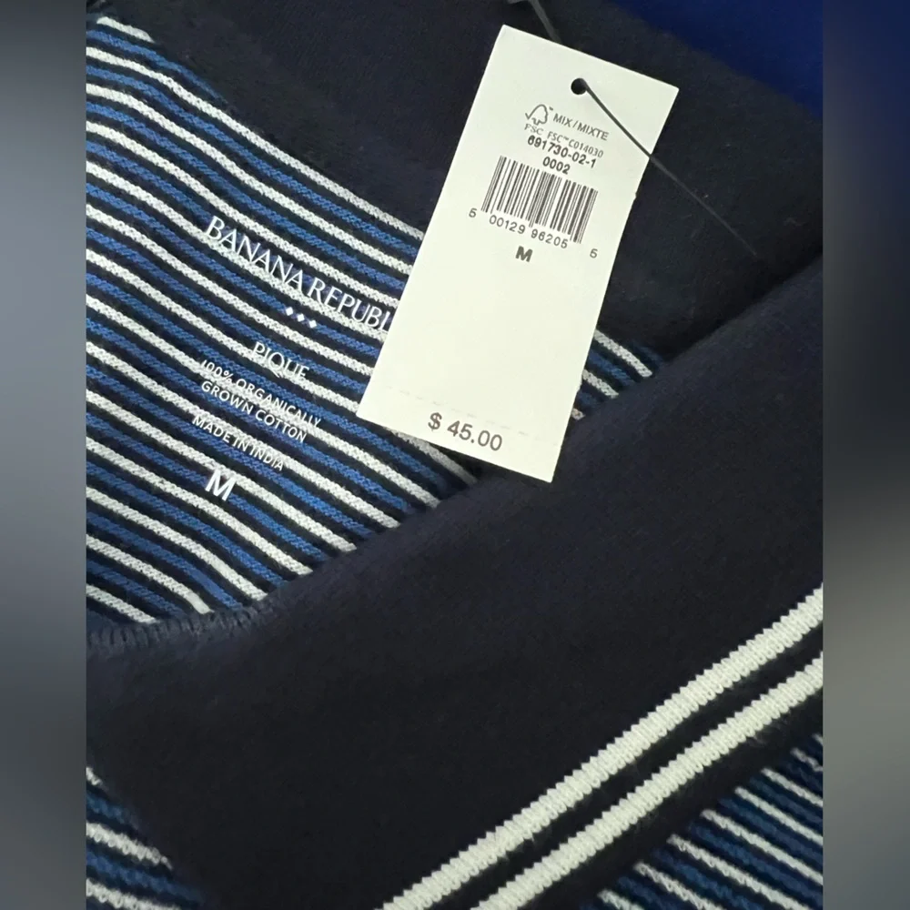 NWT Banana Republic Pique Polo Shirt Men’s Medium Blue White Striped Organic